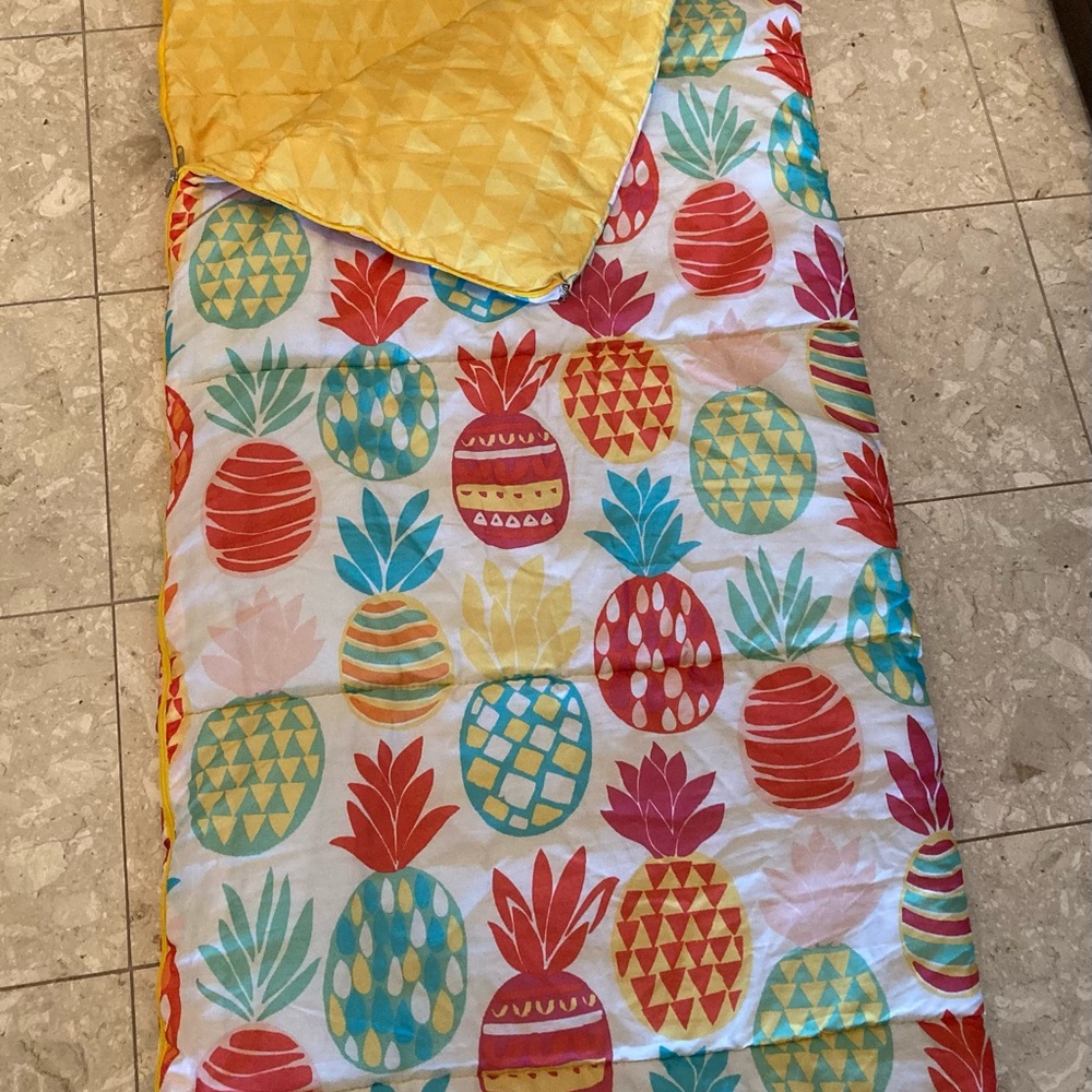 Toddler Pineapple Patterned sleeping bag